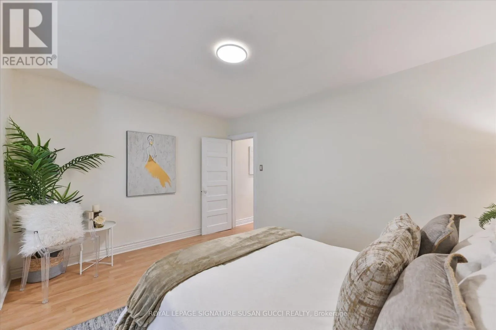 1125 WOODBINE AVENUE