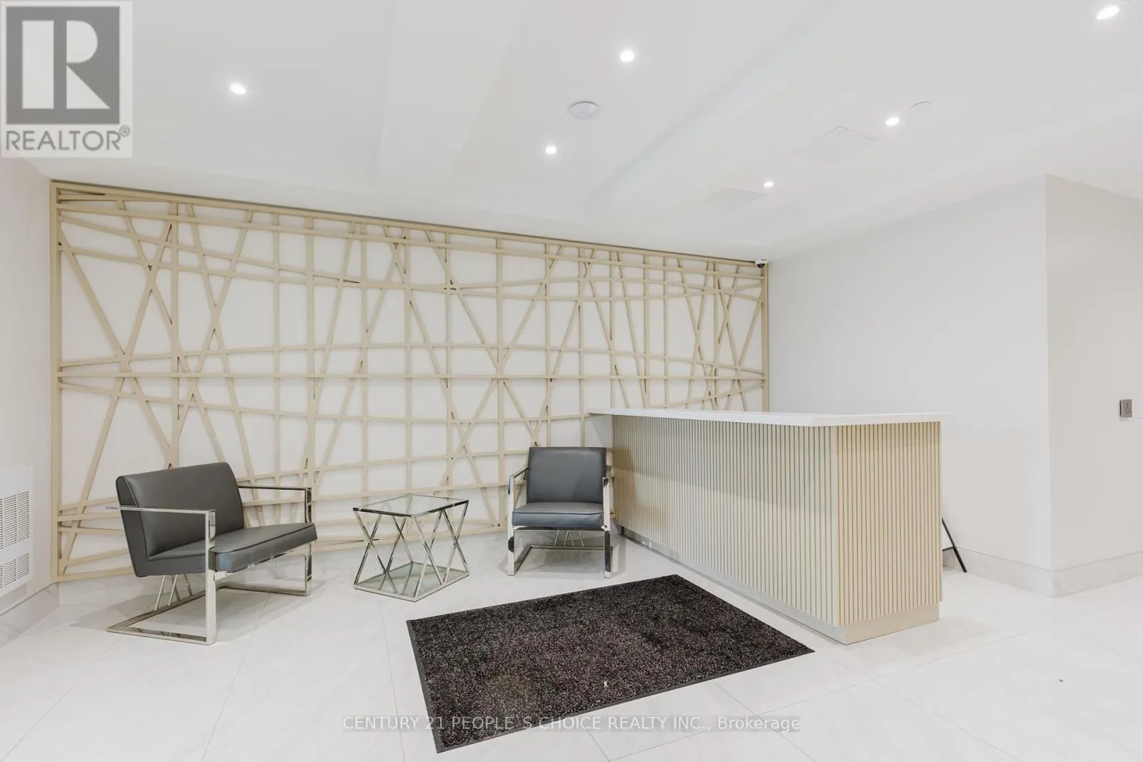 907 - 55 CLARINGTON BOULEVARD
