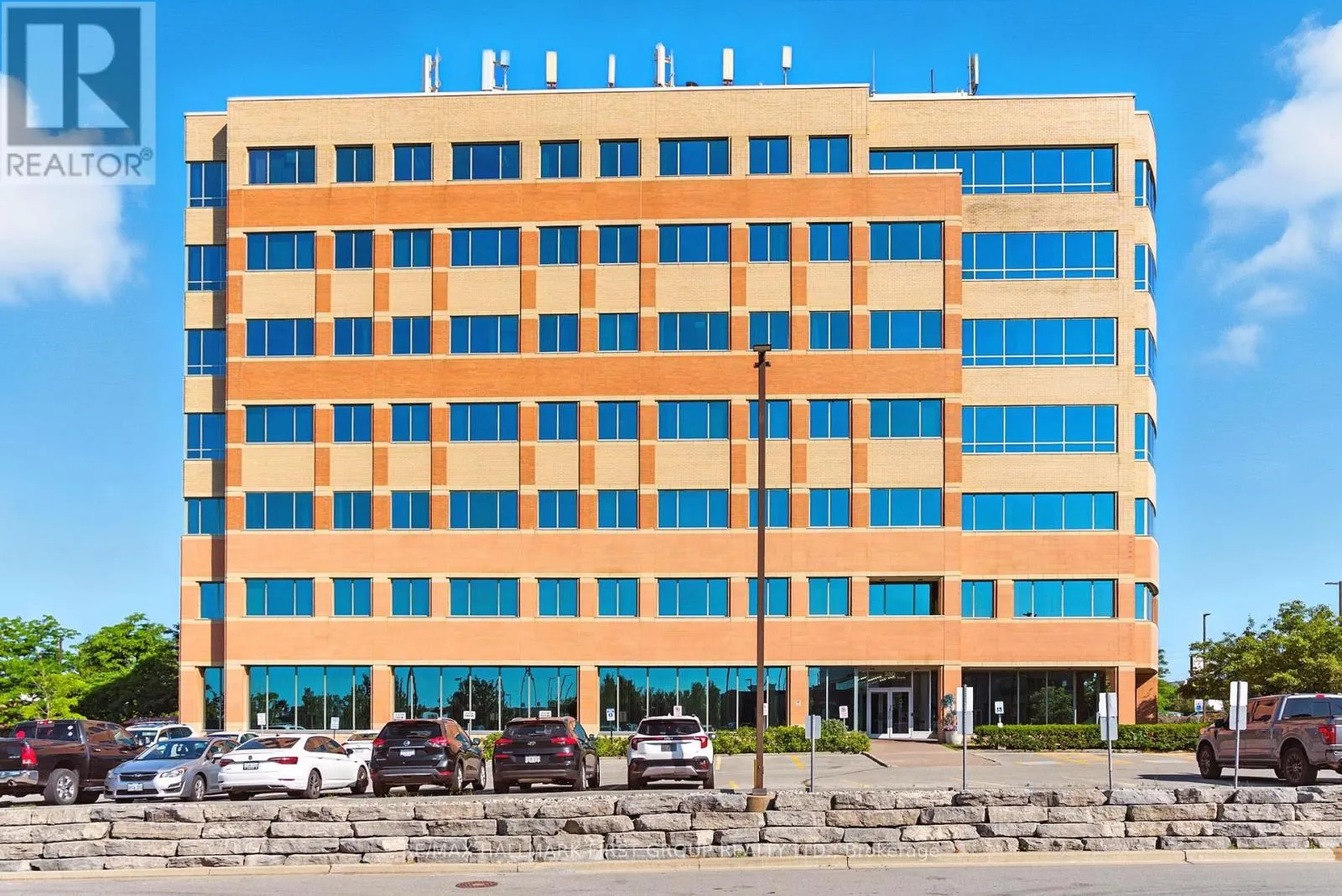 202&203 - 230 WESTNEY ROAD S
