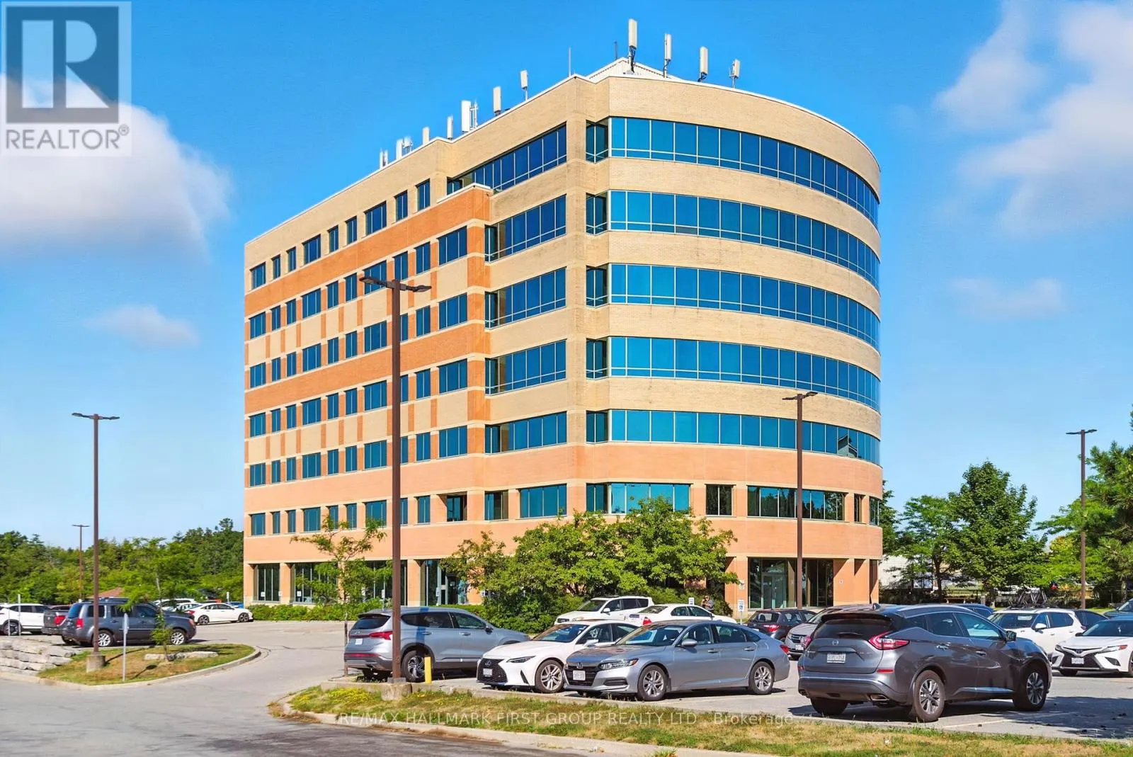 202 - 230 WESTNEY ROAD S