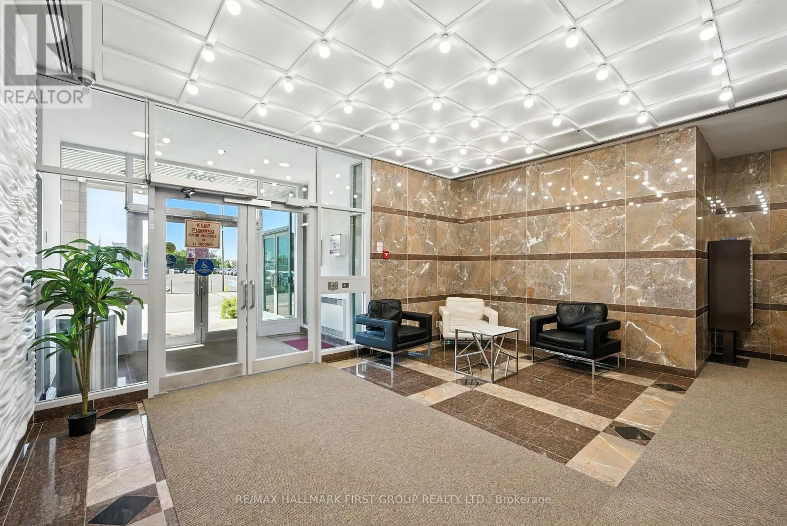 202 - 230 WESTNEY ROAD S