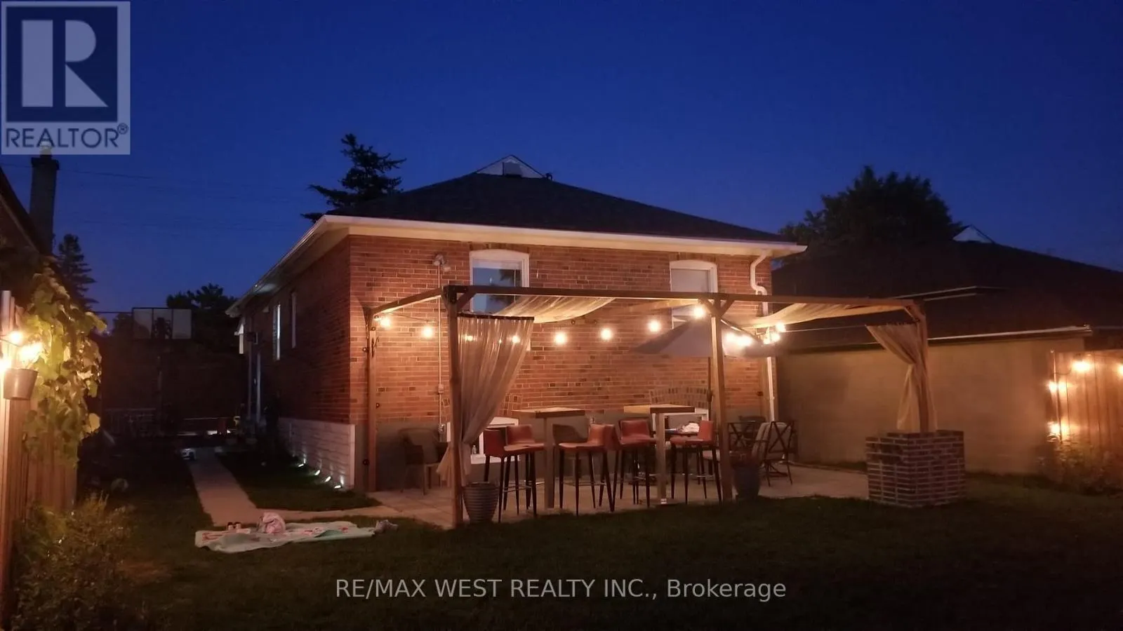 MAIN - 1002 WARDEN AVENUE