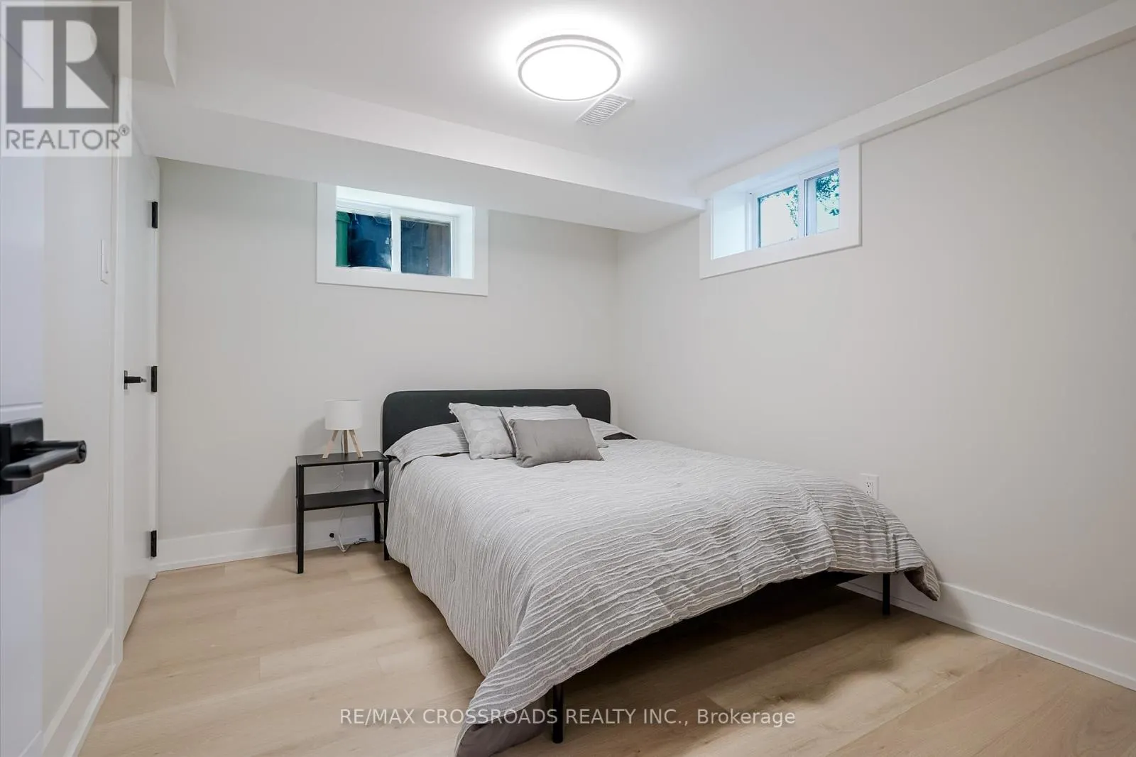 21 KARNWOOD DRIVE