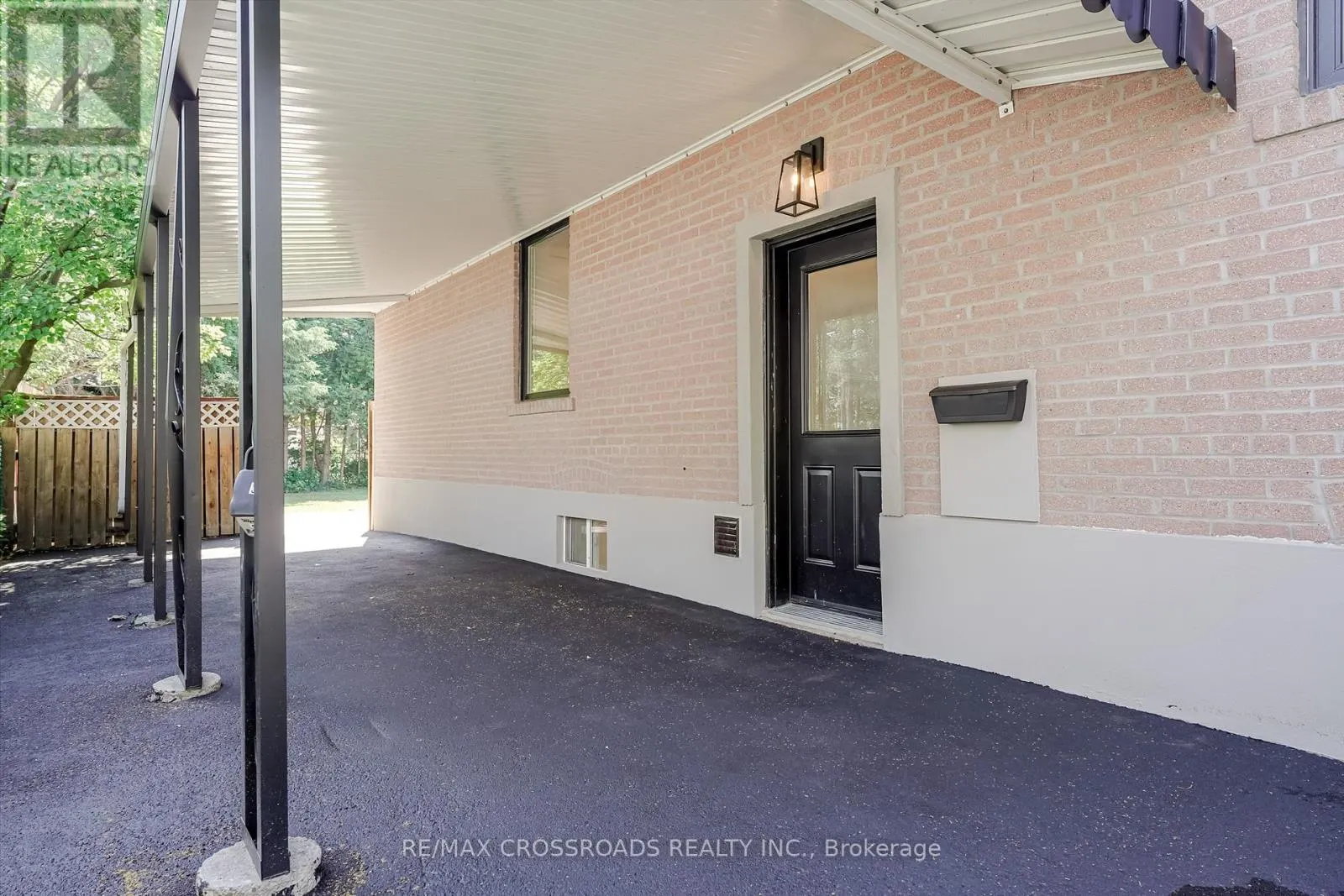 21 KARNWOOD DRIVE
