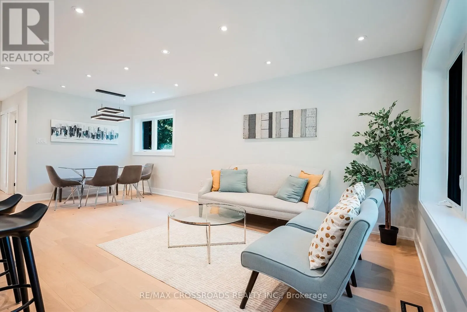 21 KARNWOOD DRIVE