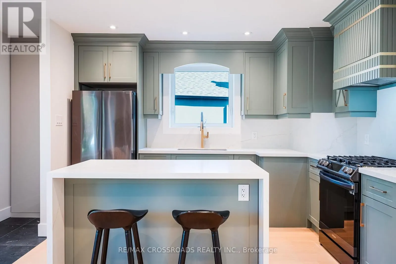 21 KARNWOOD DRIVE
