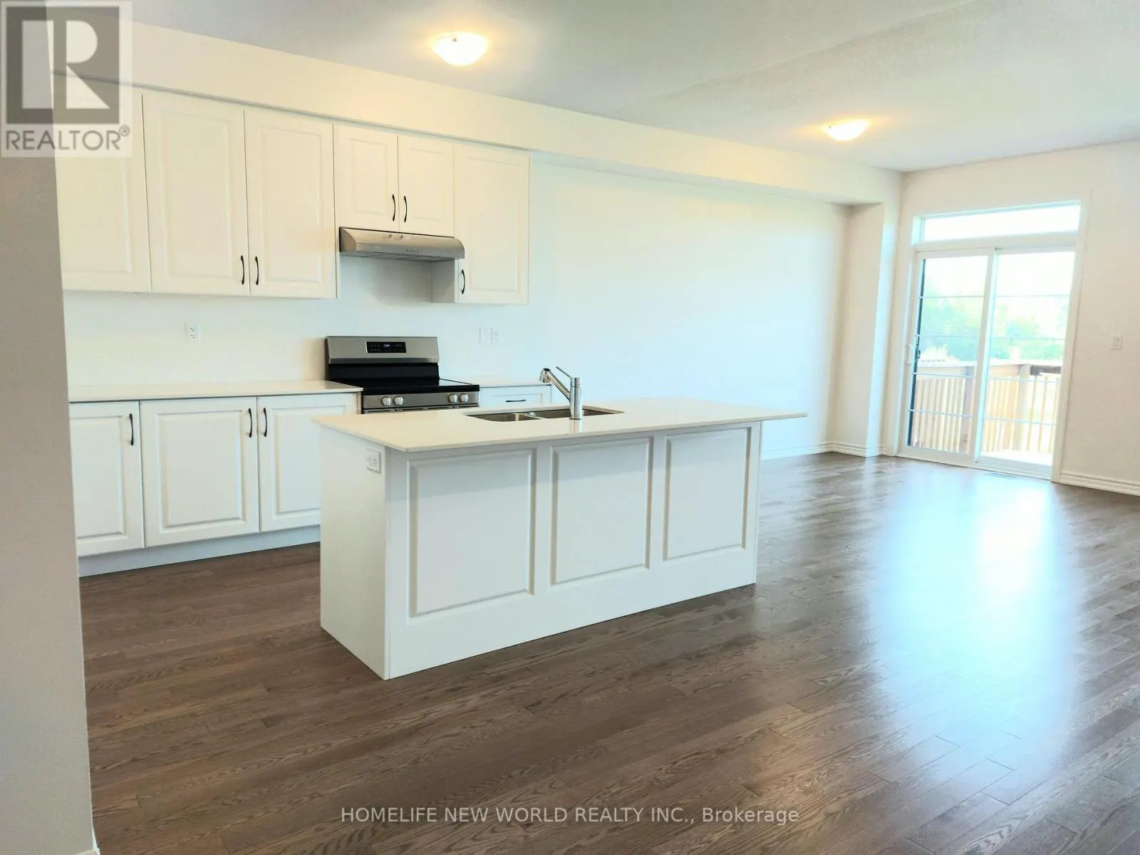 18 VELVET DRIVE