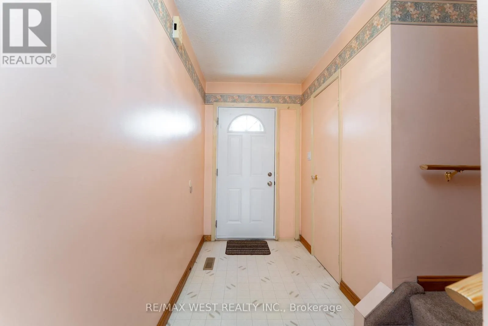 68 - 222 PEARSON STREET