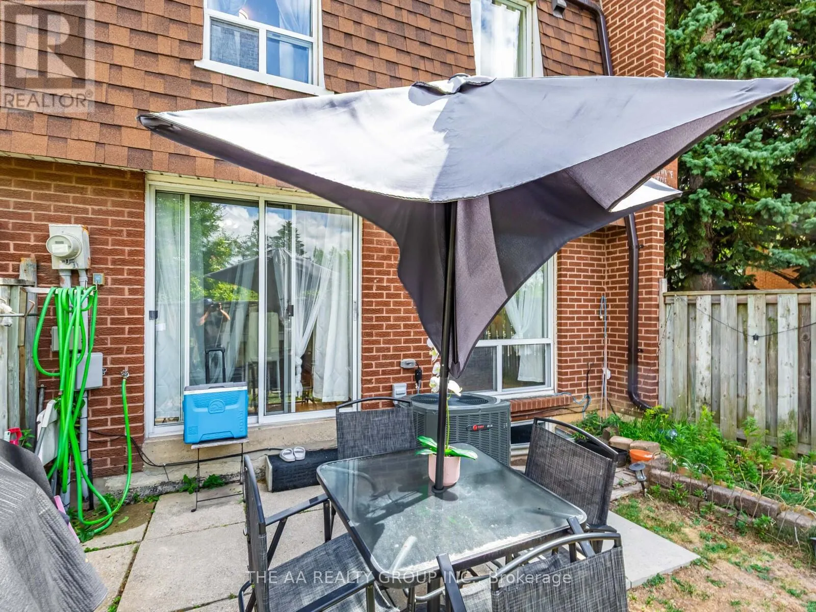 20 - 50 BRIDLETOWNE CIRCLE