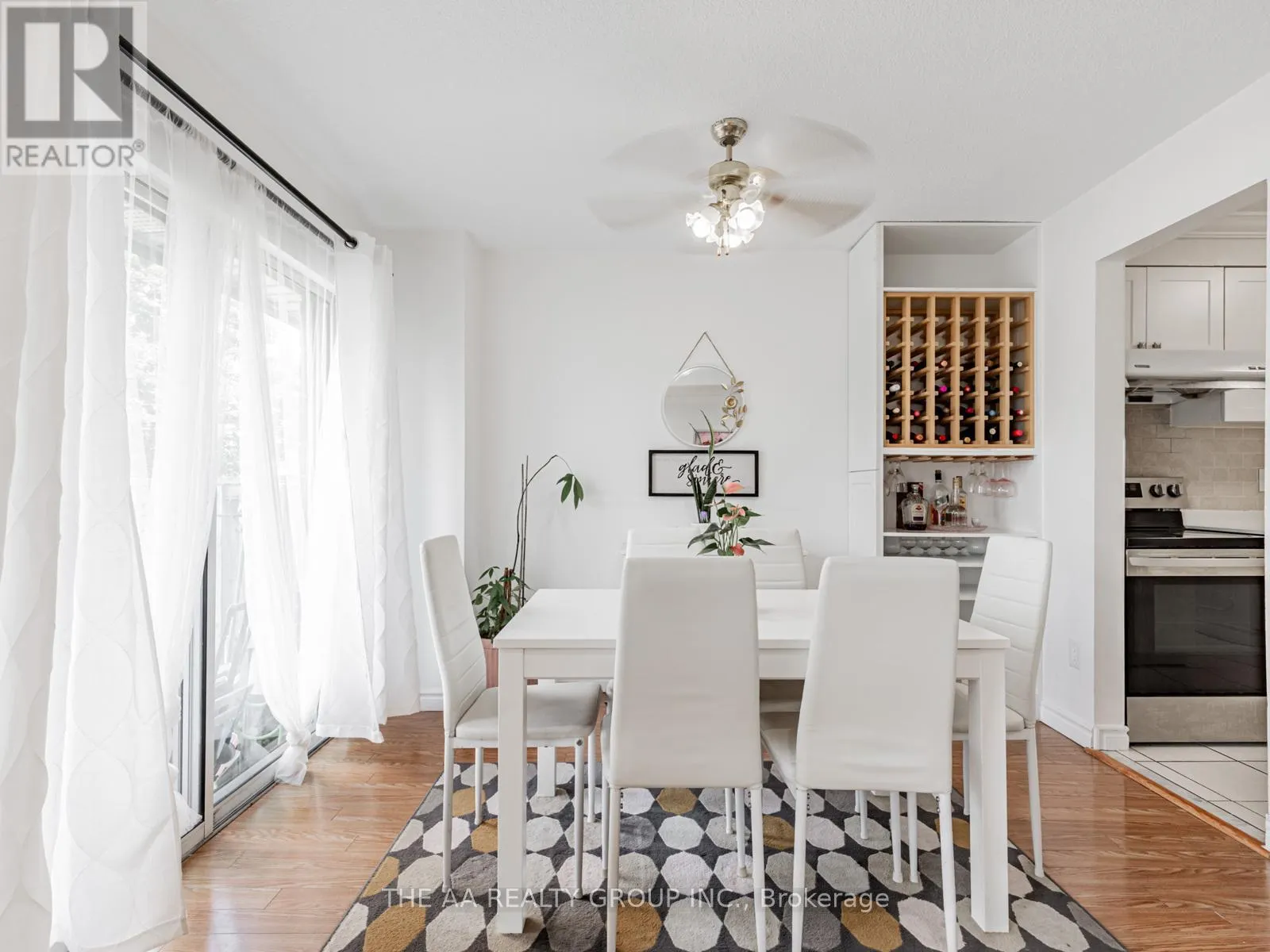20 - 50 BRIDLETOWNE CIRCLE