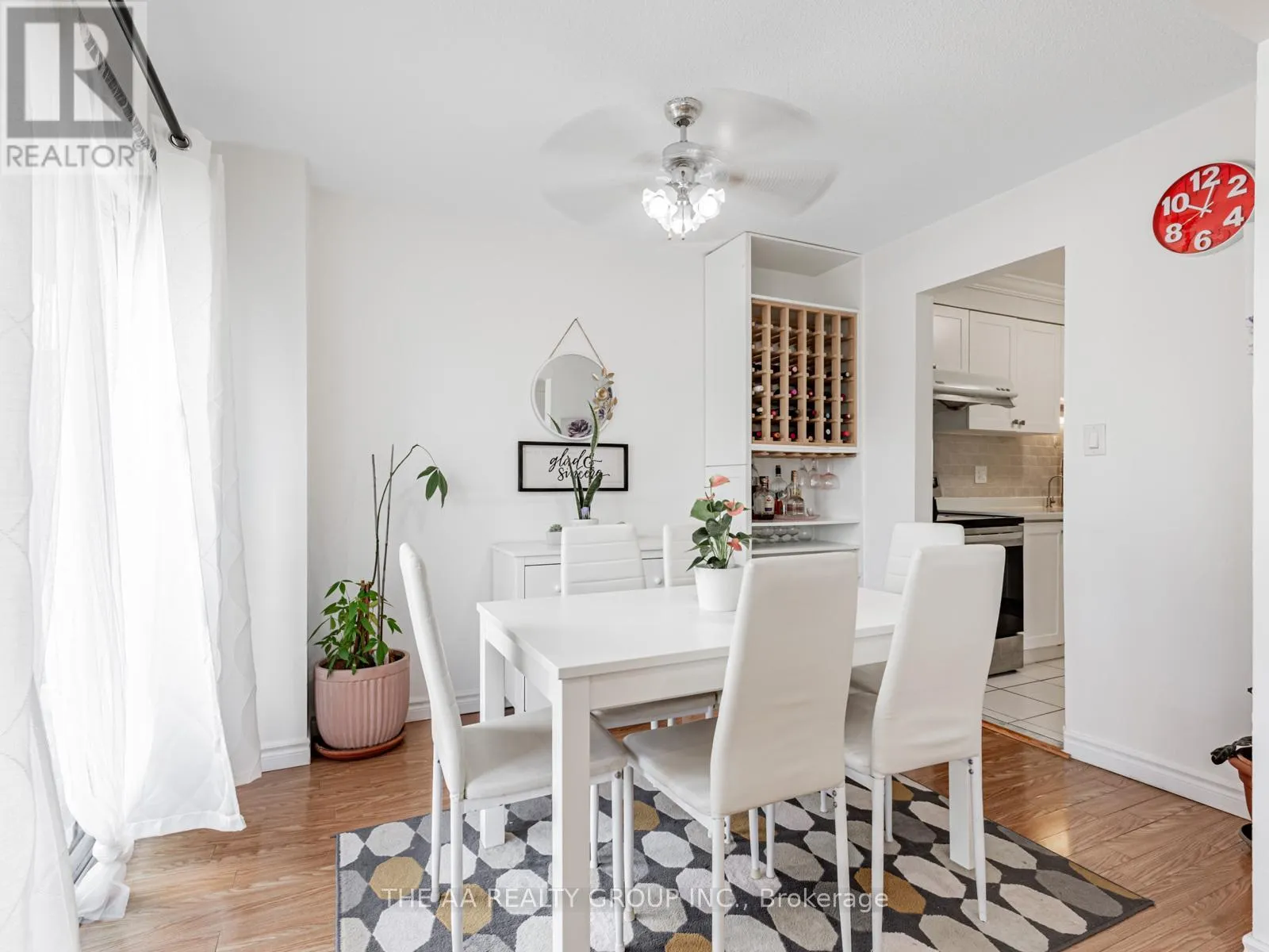 20 - 50 BRIDLETOWNE CIRCLE