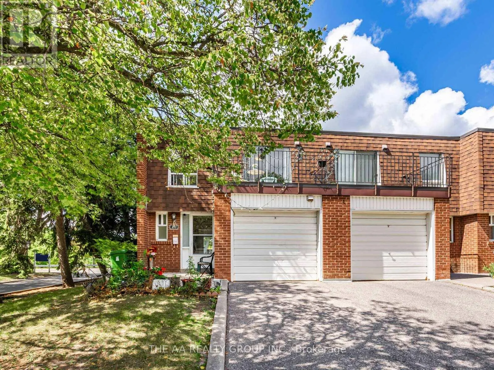 20 - 50 BRIDLETOWNE CIRCLE