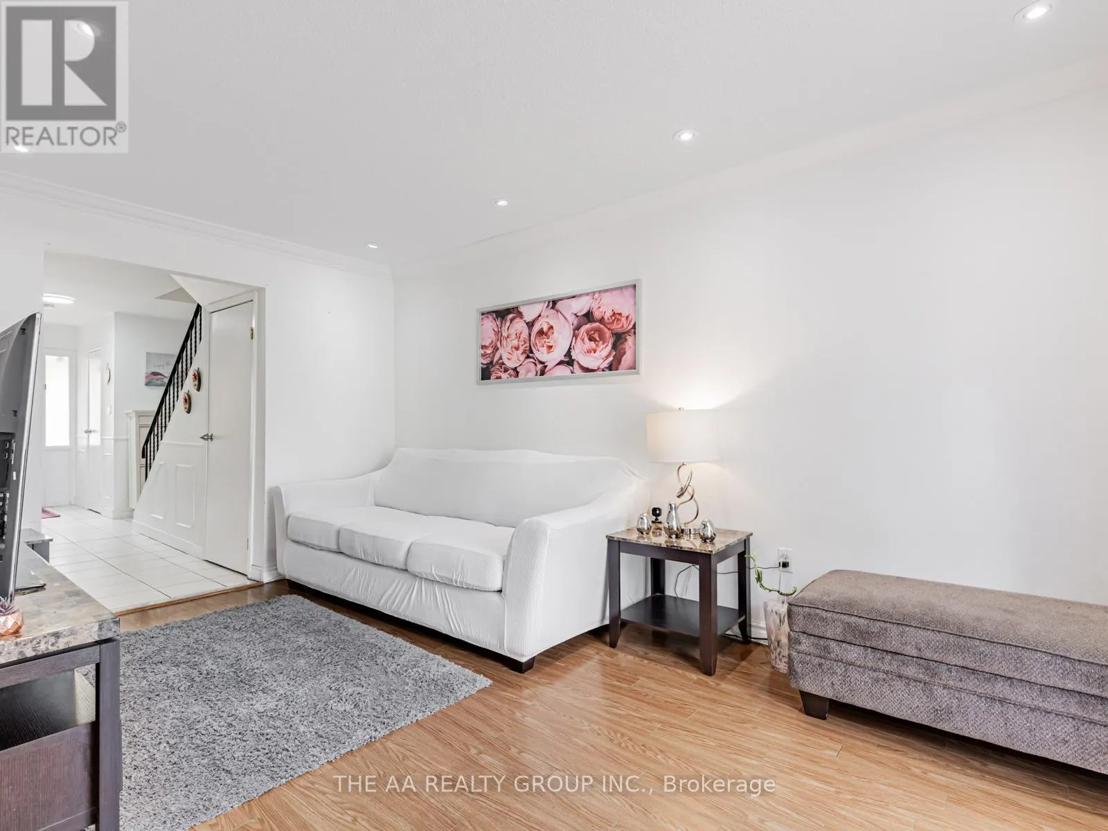 20 - 50 BRIDLETOWNE CIRCLE