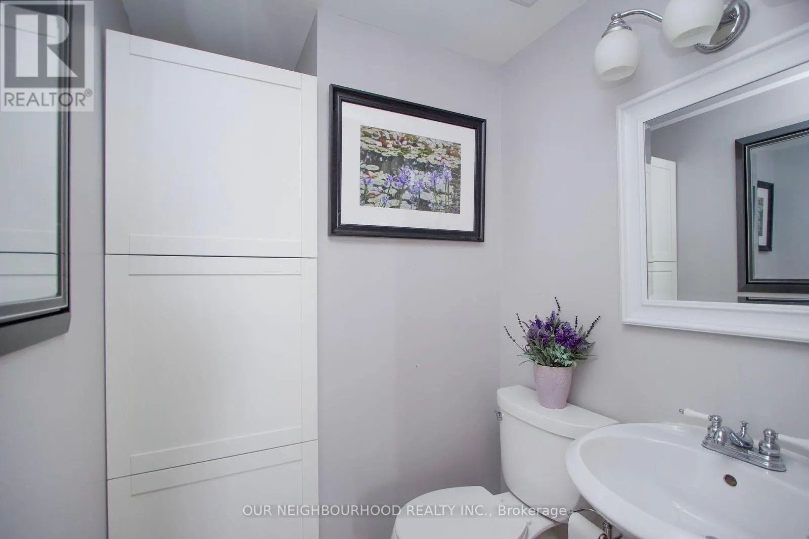 702 - 80 ATHOL STREET E, #702