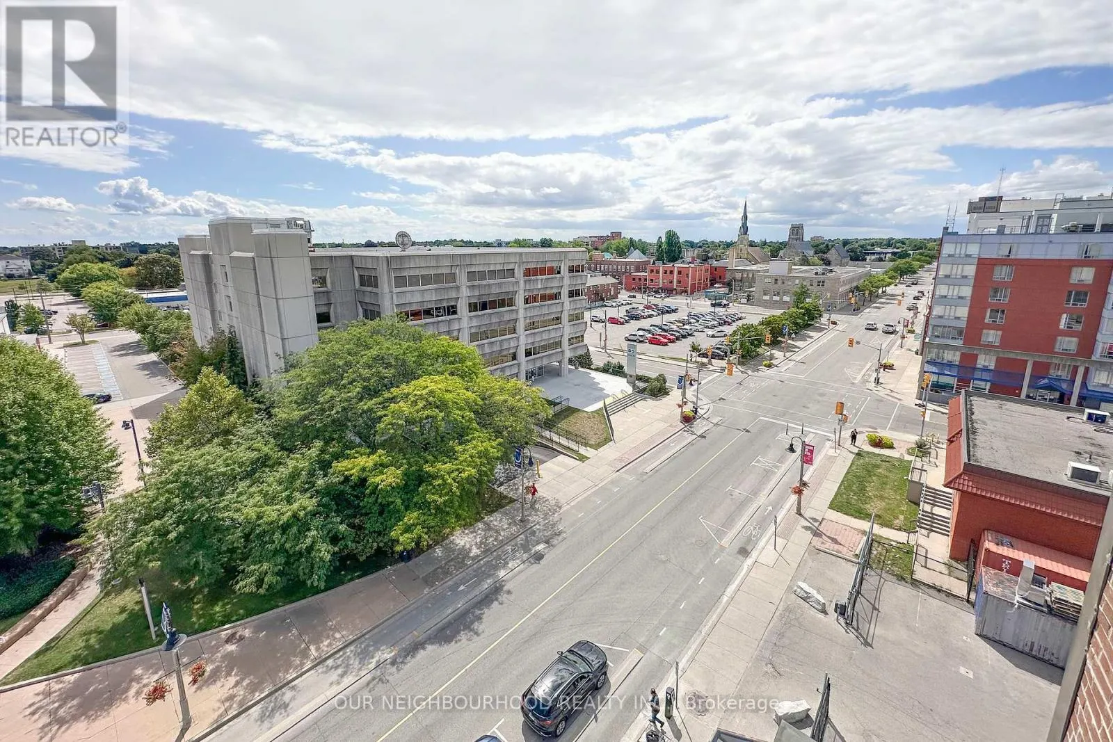 702 - 80 ATHOL STREET E, #702
