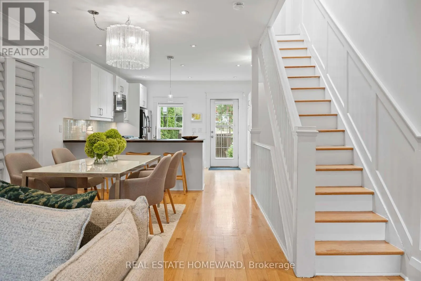 158 HASTINGS AVENUE