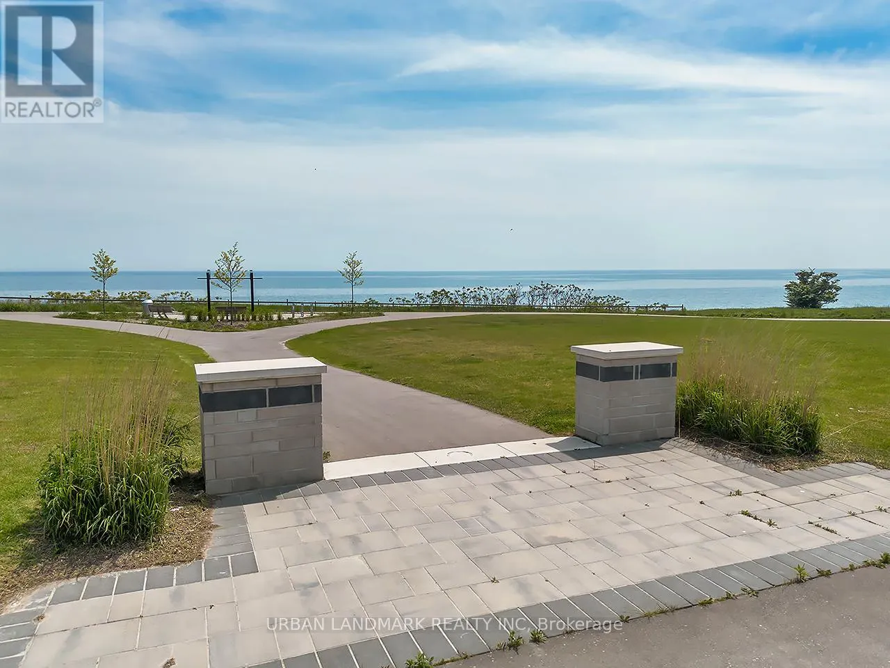 26D - 26 LOOKOUT DRIVE