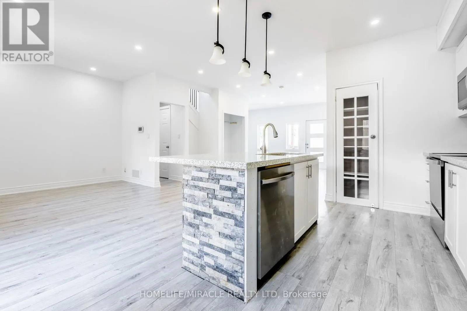 308 NASSAU STREET