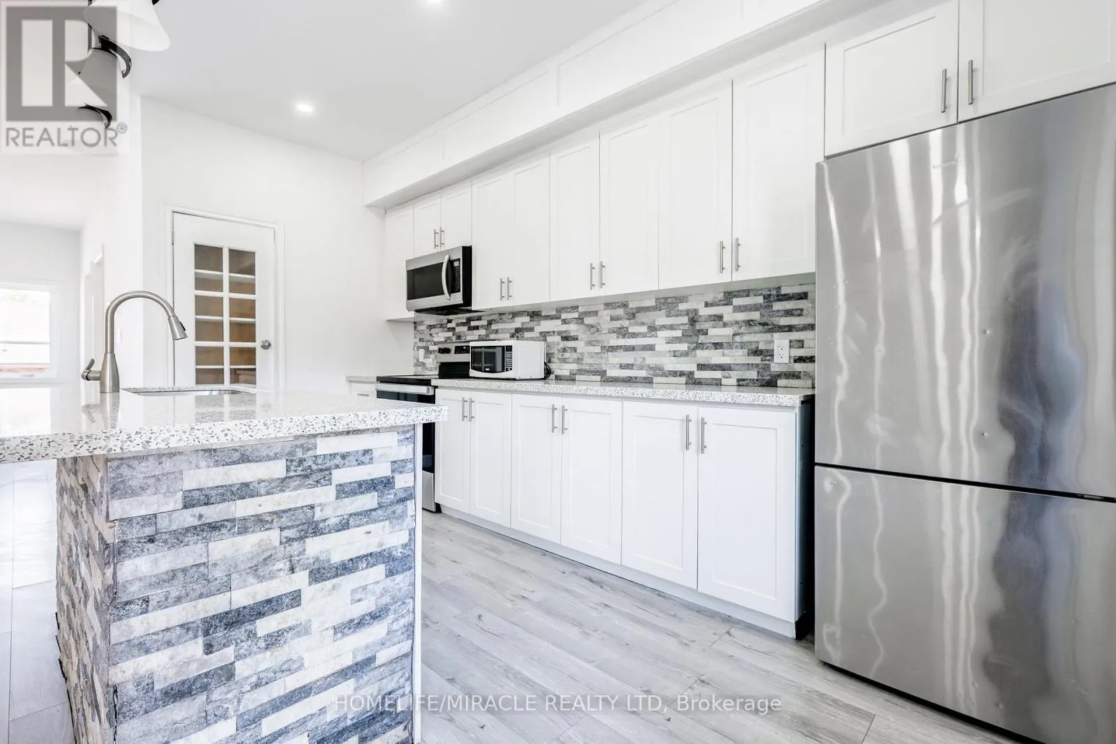 308 NASSAU STREET