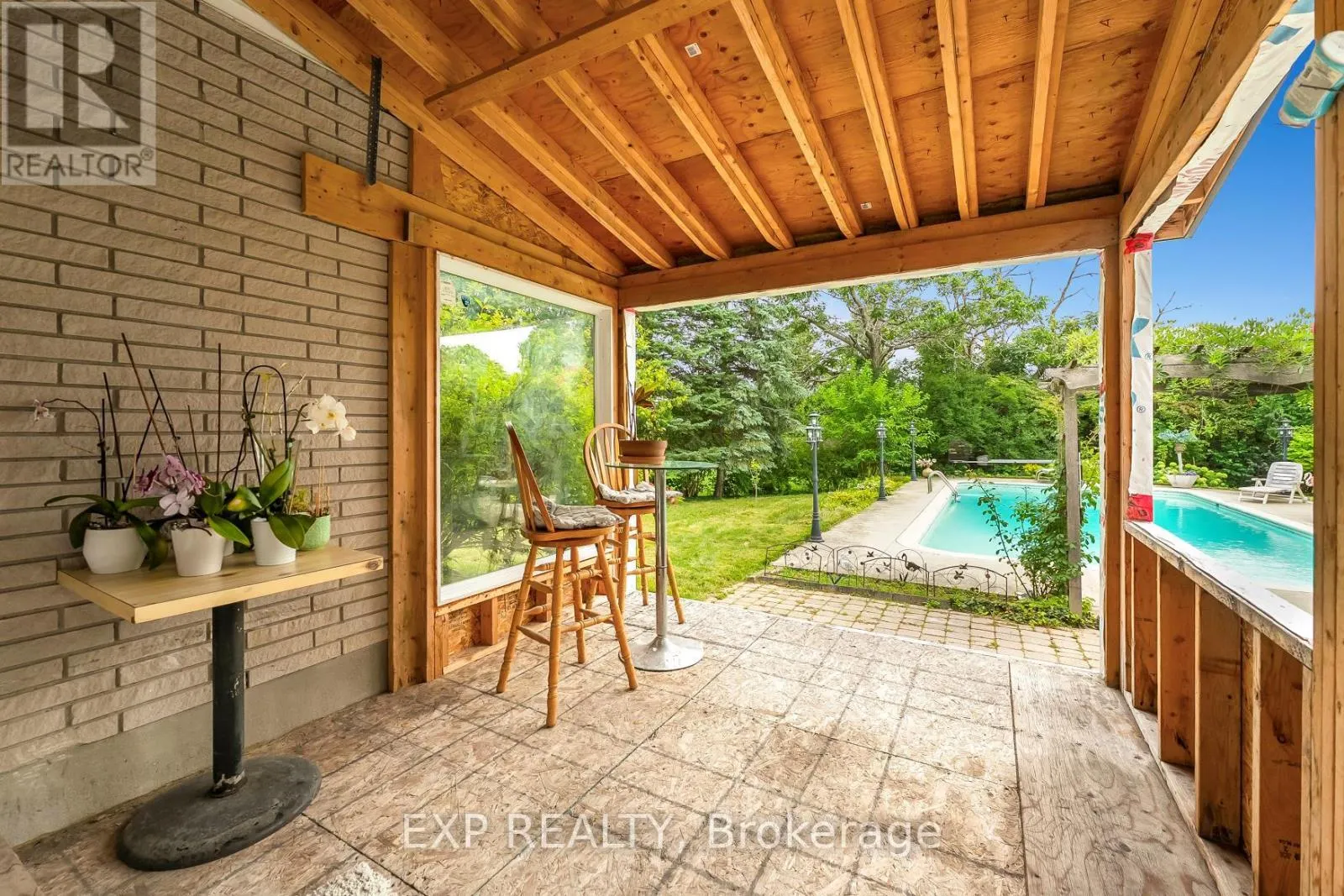 223 VIOLET COURT