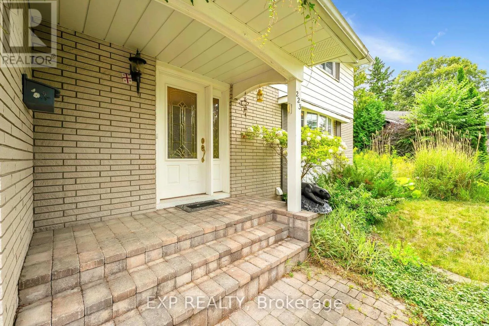 223 VIOLET COURT