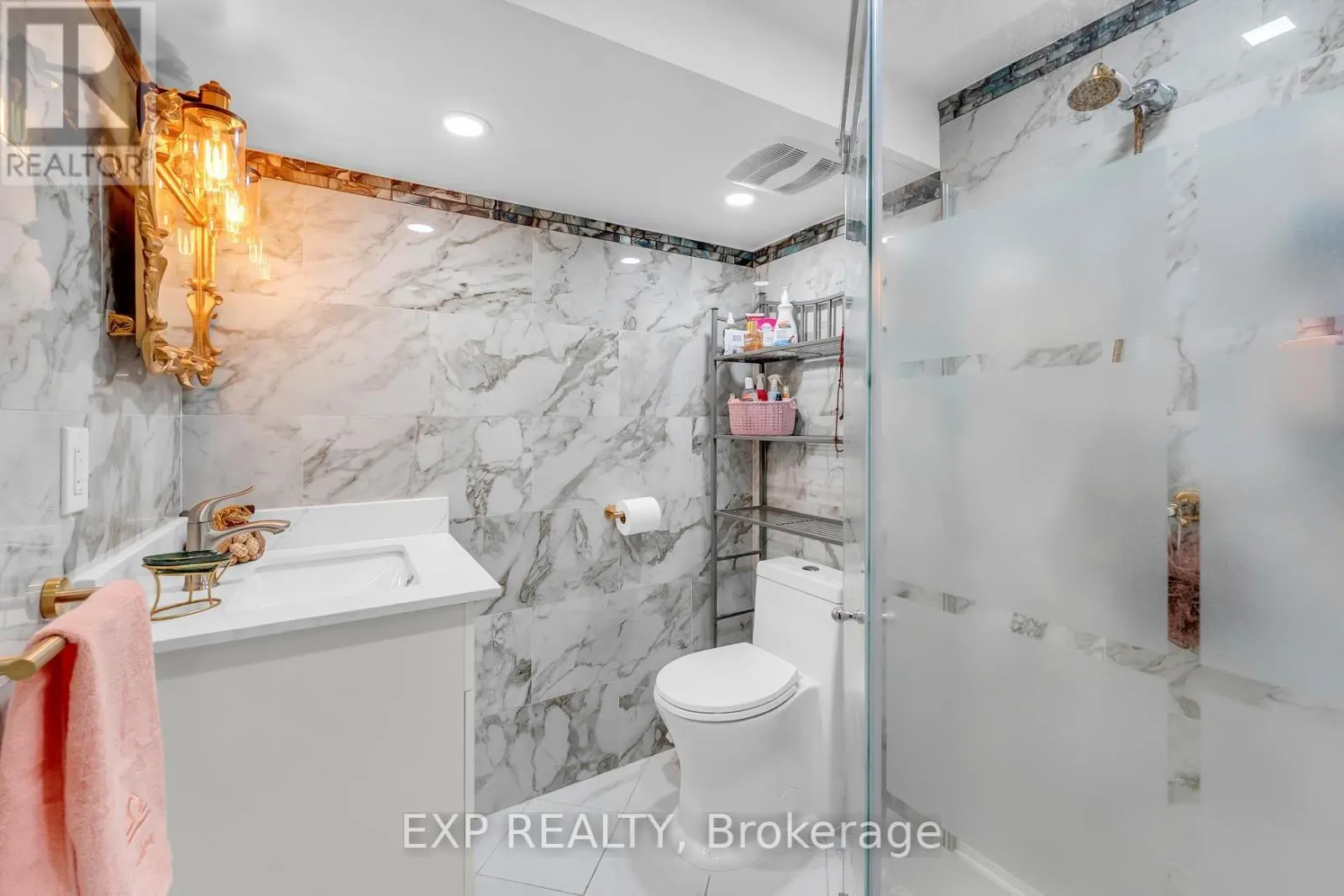 223 VIOLET COURT