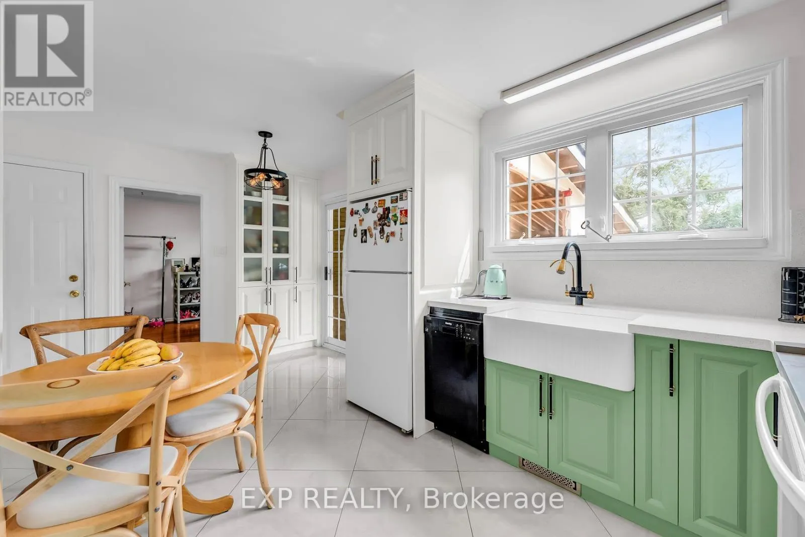 223 VIOLET COURT