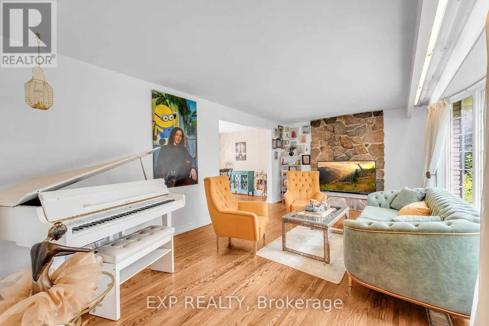 223 VIOLET COURT
