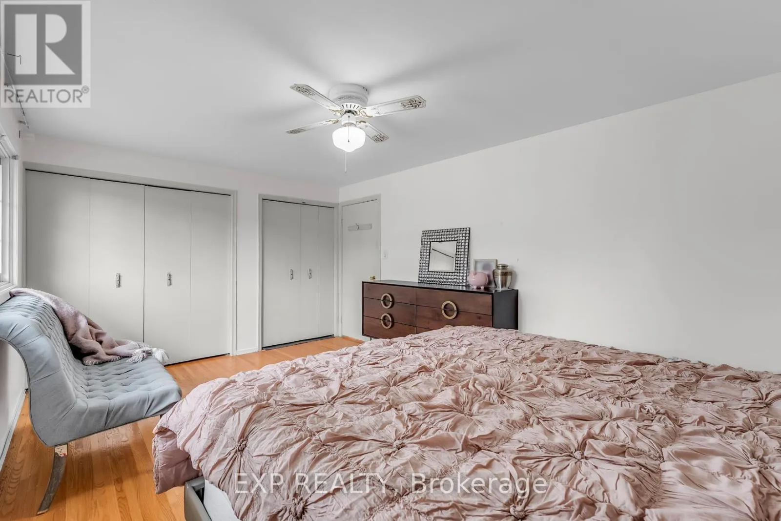 223 VIOLET COURT