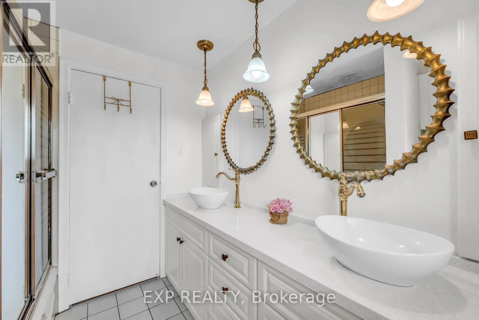 223 VIOLET COURT