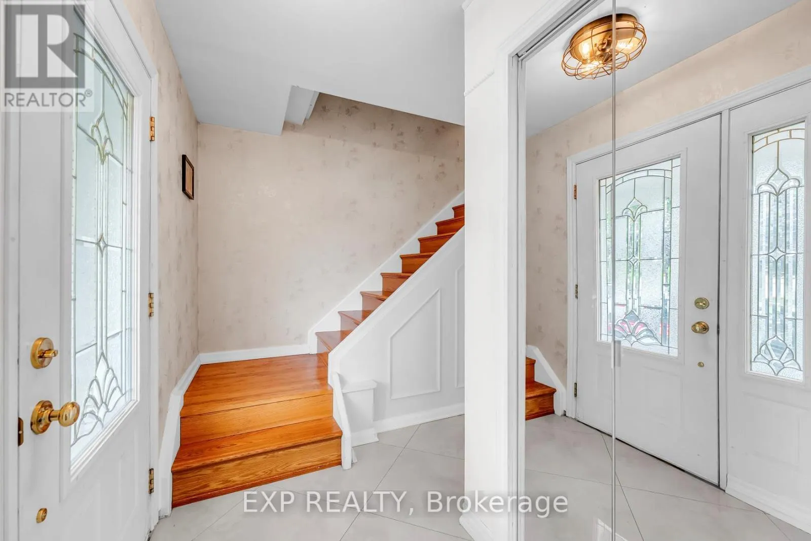 223 VIOLET COURT
