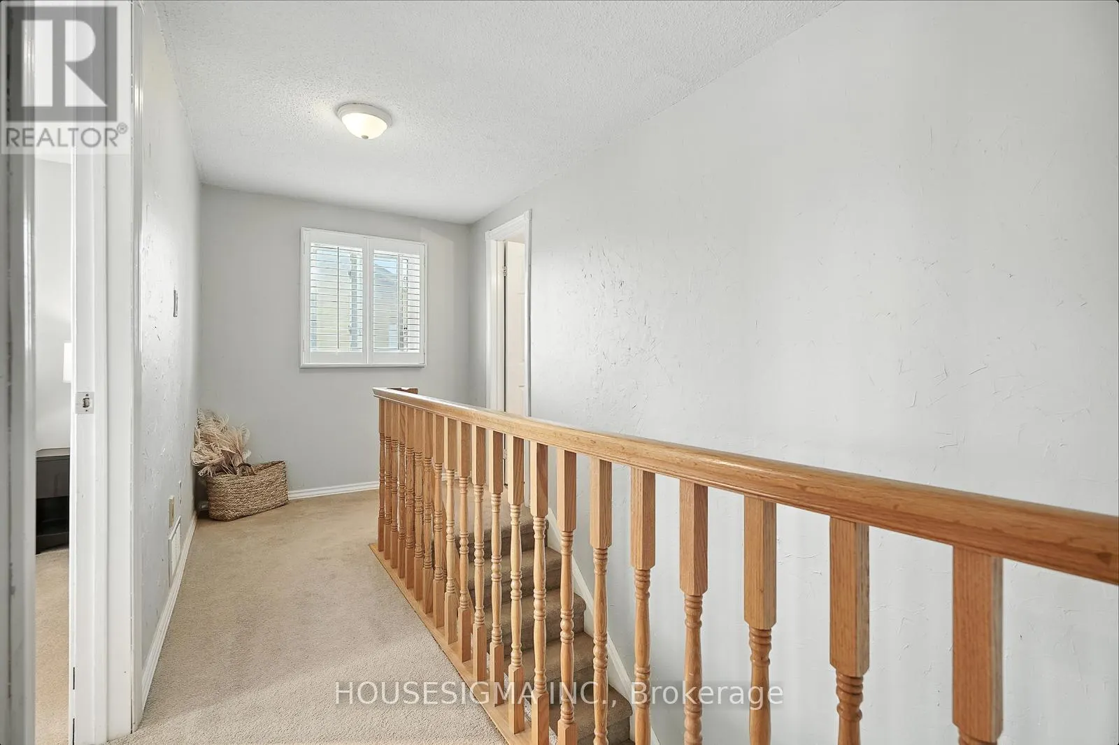 47 WINSTON CRESCENT