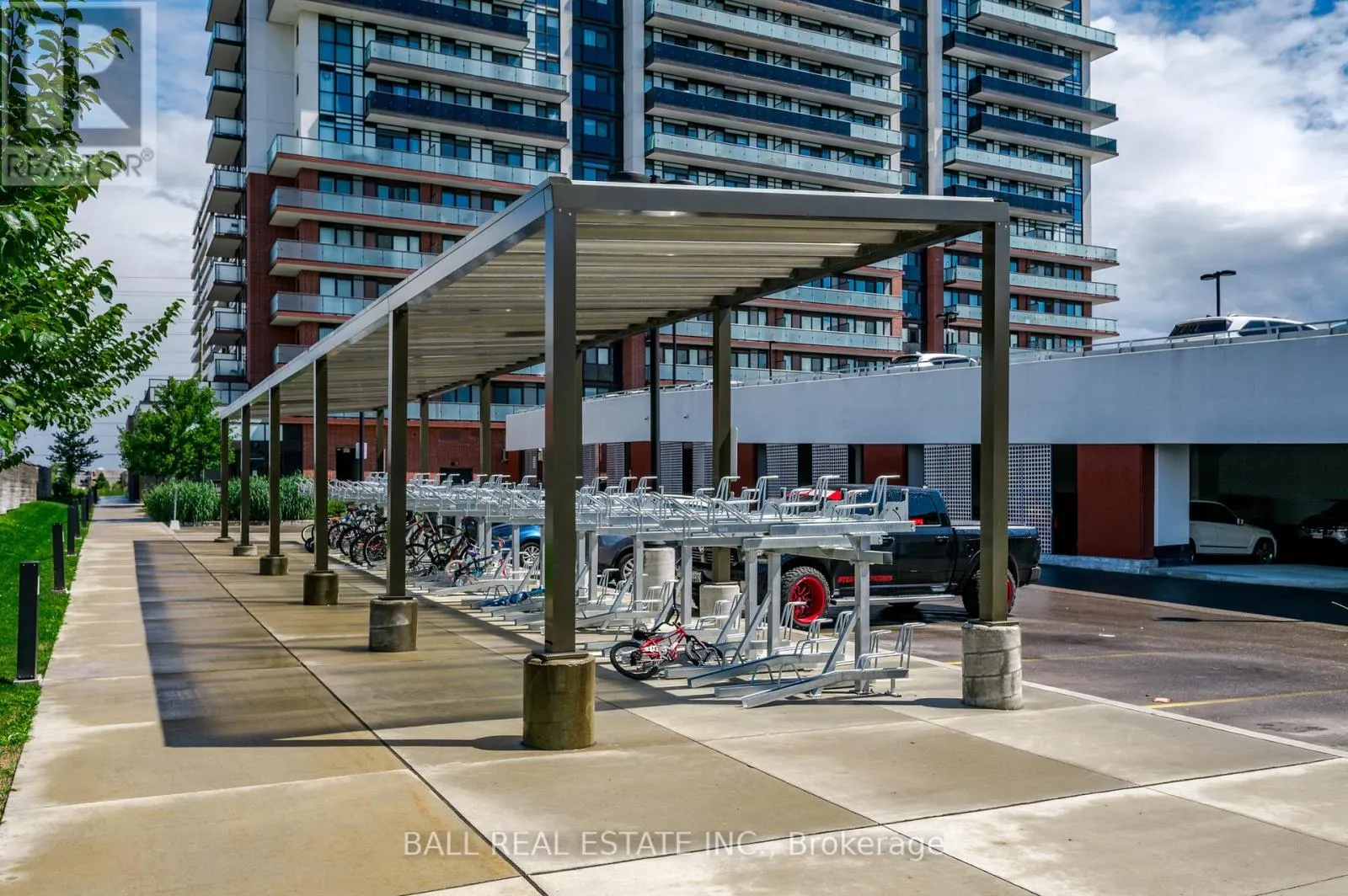 1121 - 2550 SIMCOE STREET N, #1121
