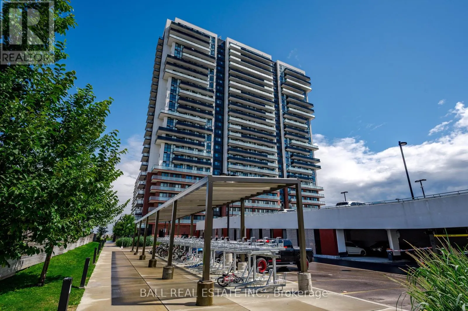 1121 - 2550 SIMCOE STREET N, #1121