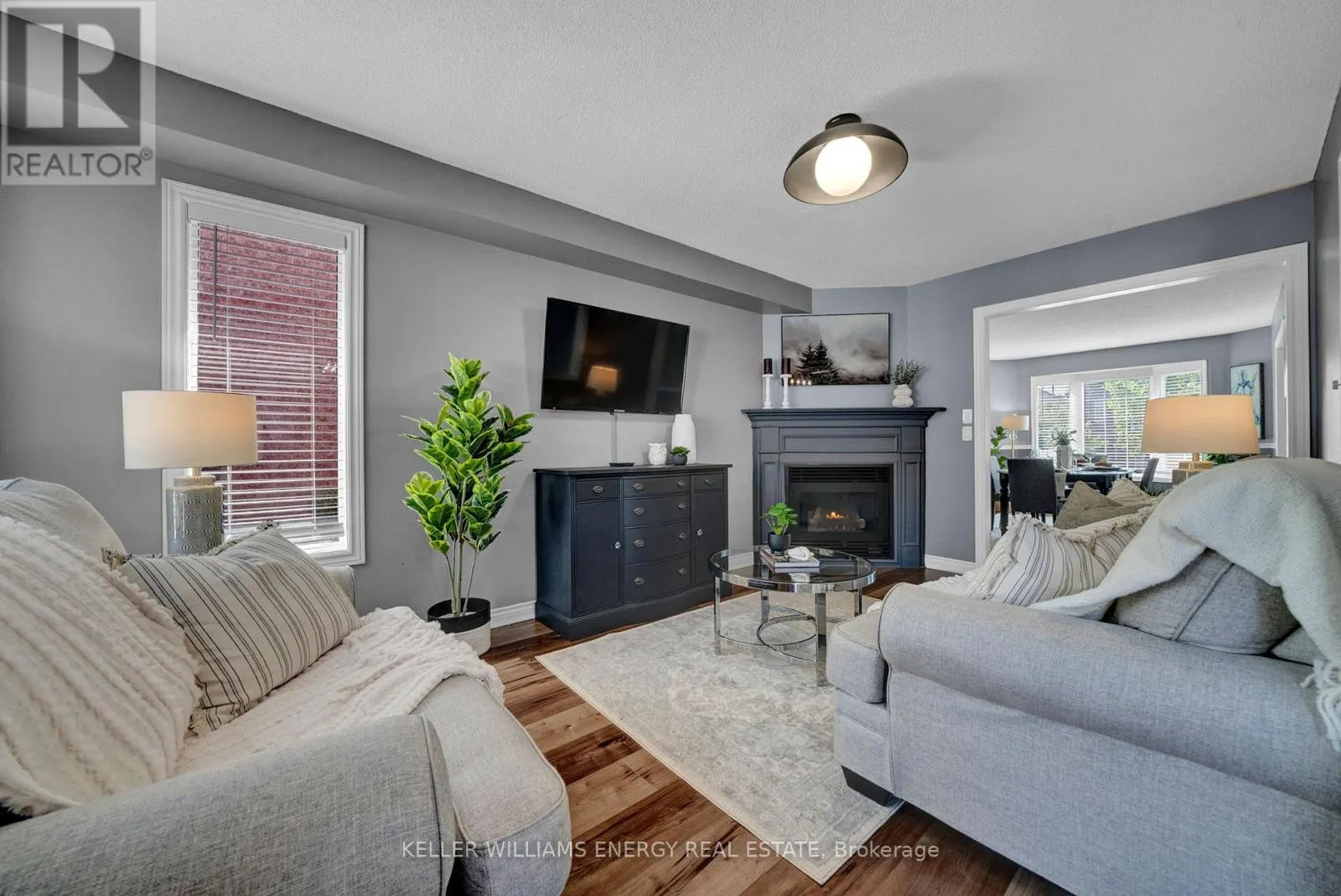 99 PARNELL CRESCENT