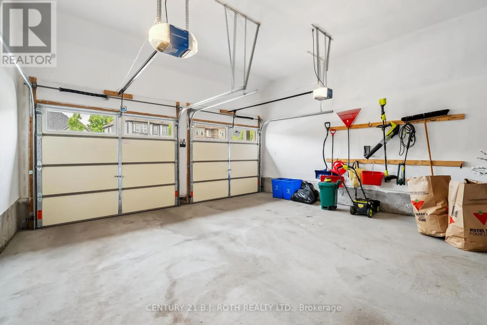 42 GLENHAVEN COURT
