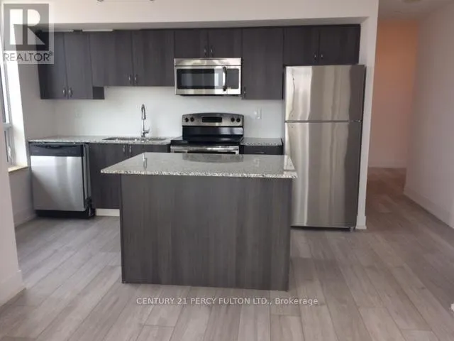 1409 - 1215 BAYLY STREET