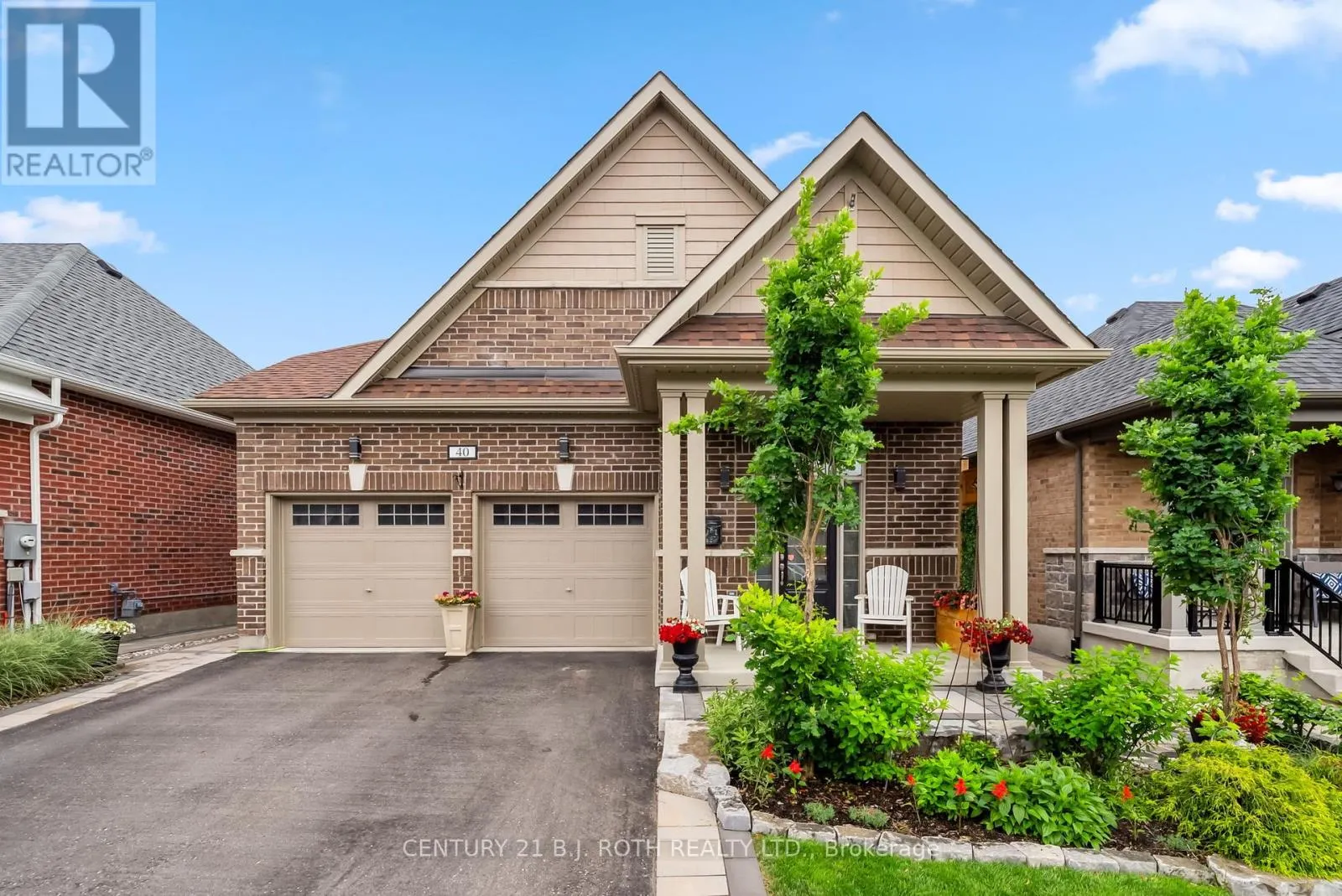 40 GLENHAVEN COURT