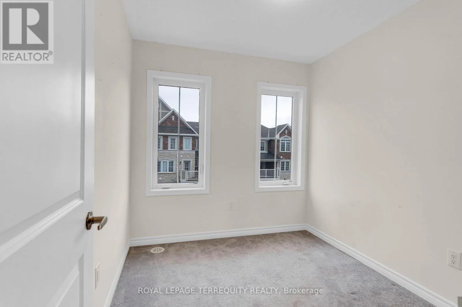 32 GOLDEYE STREET