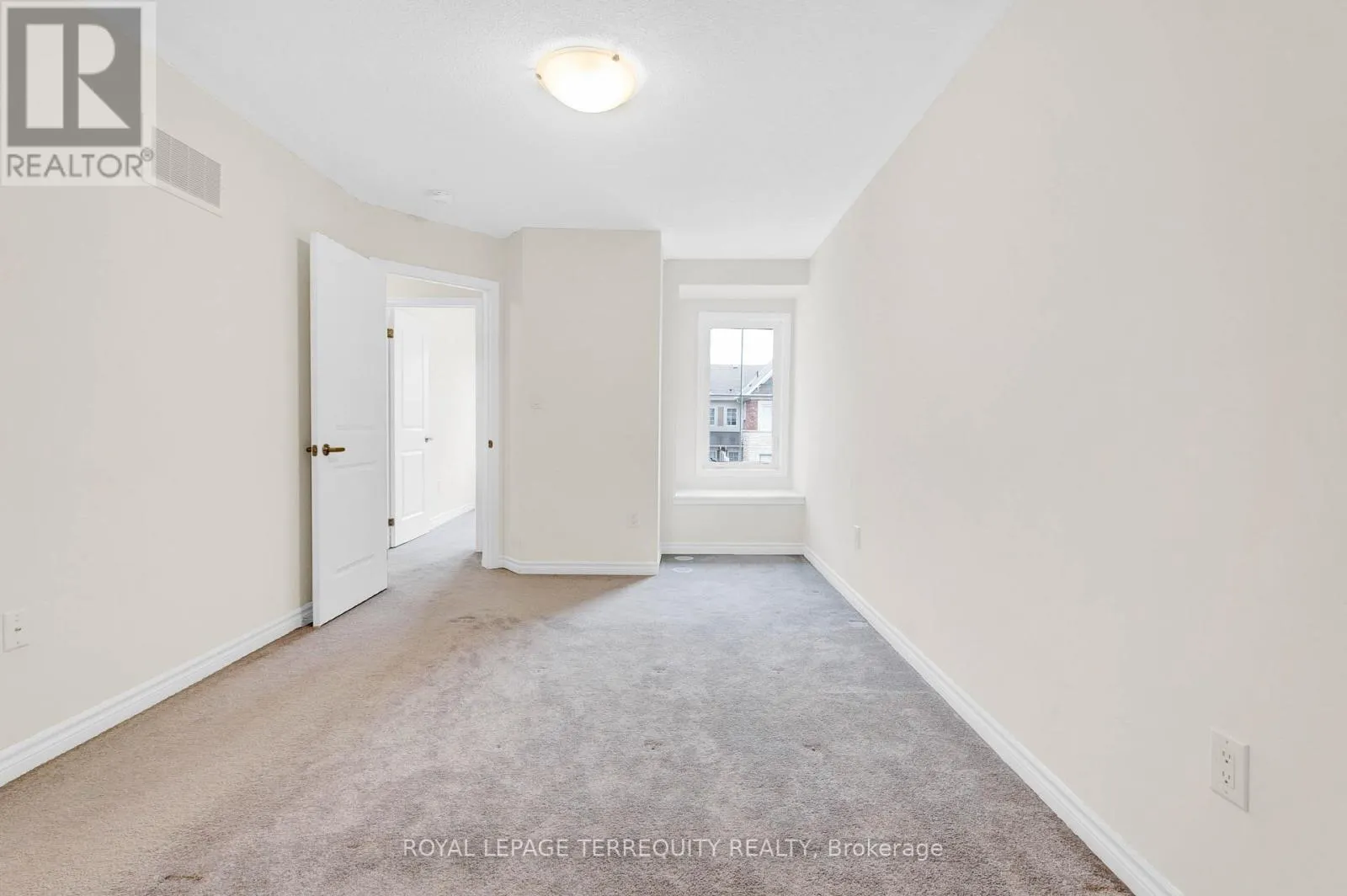 32 GOLDEYE STREET