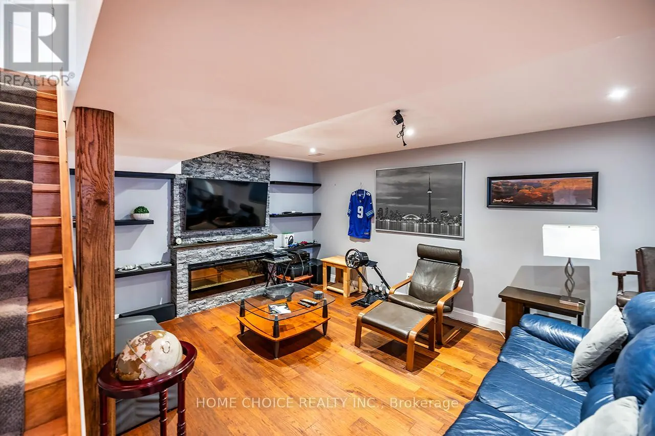 333 CLARK STREET