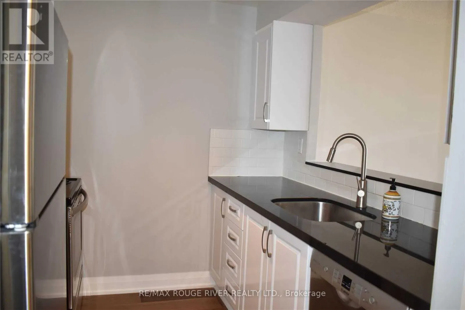 603 - 1655 PICKERING PARKWAY