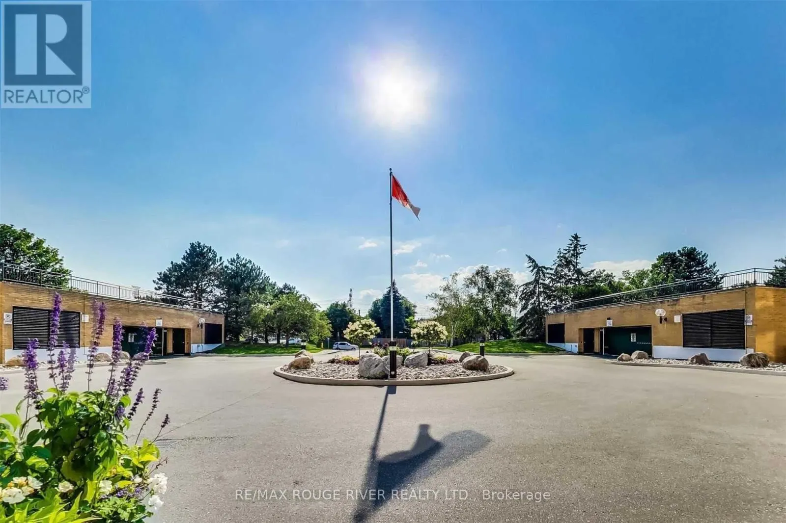 603 - 1655 PICKERING PARKWAY