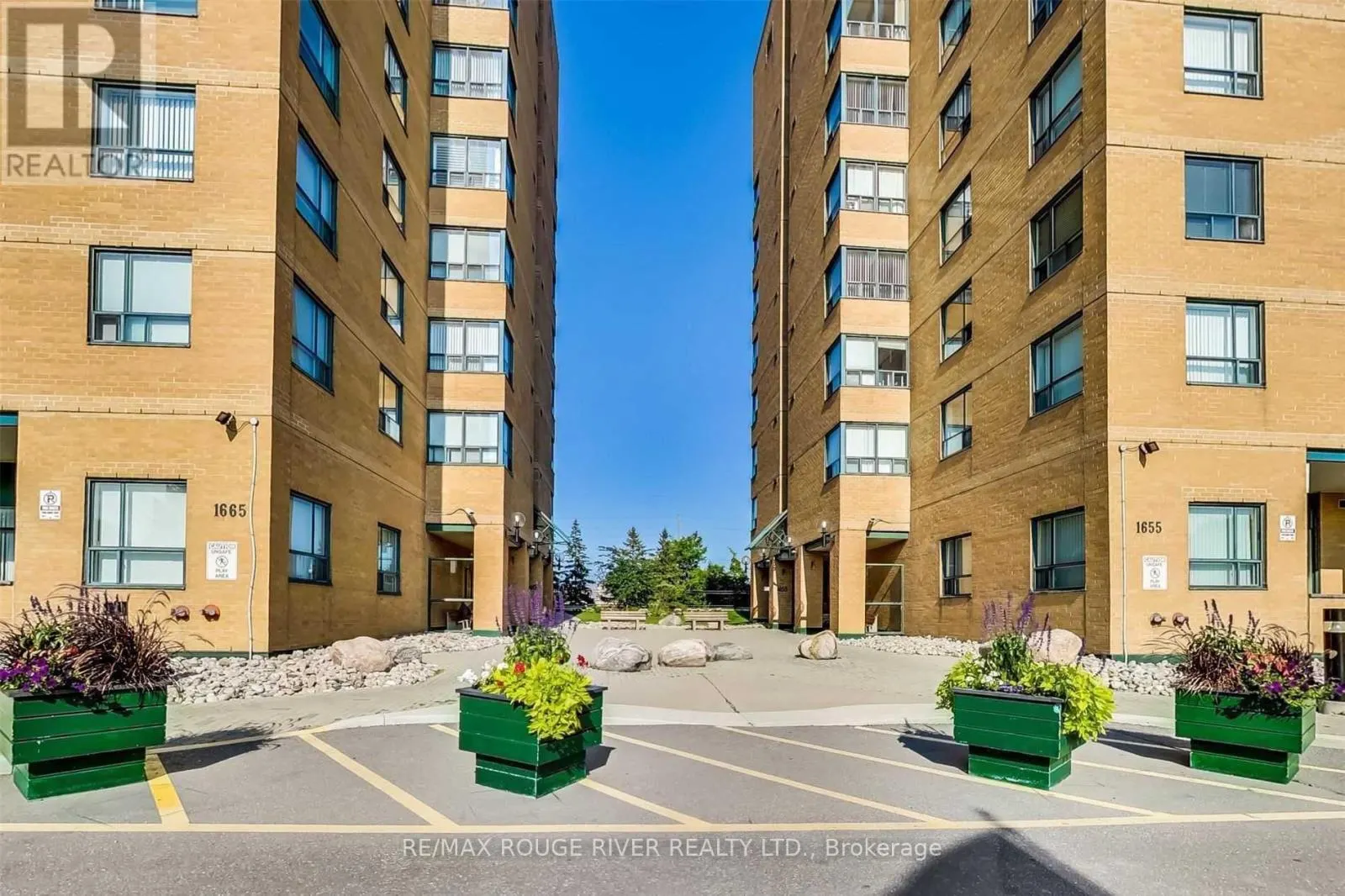 603 - 1655 PICKERING PARKWAY