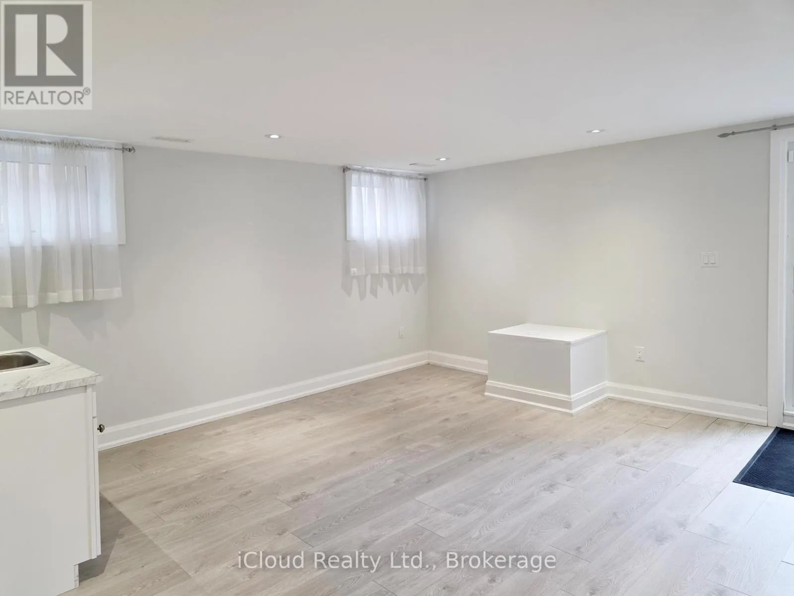 99A LEYTON AVENUE