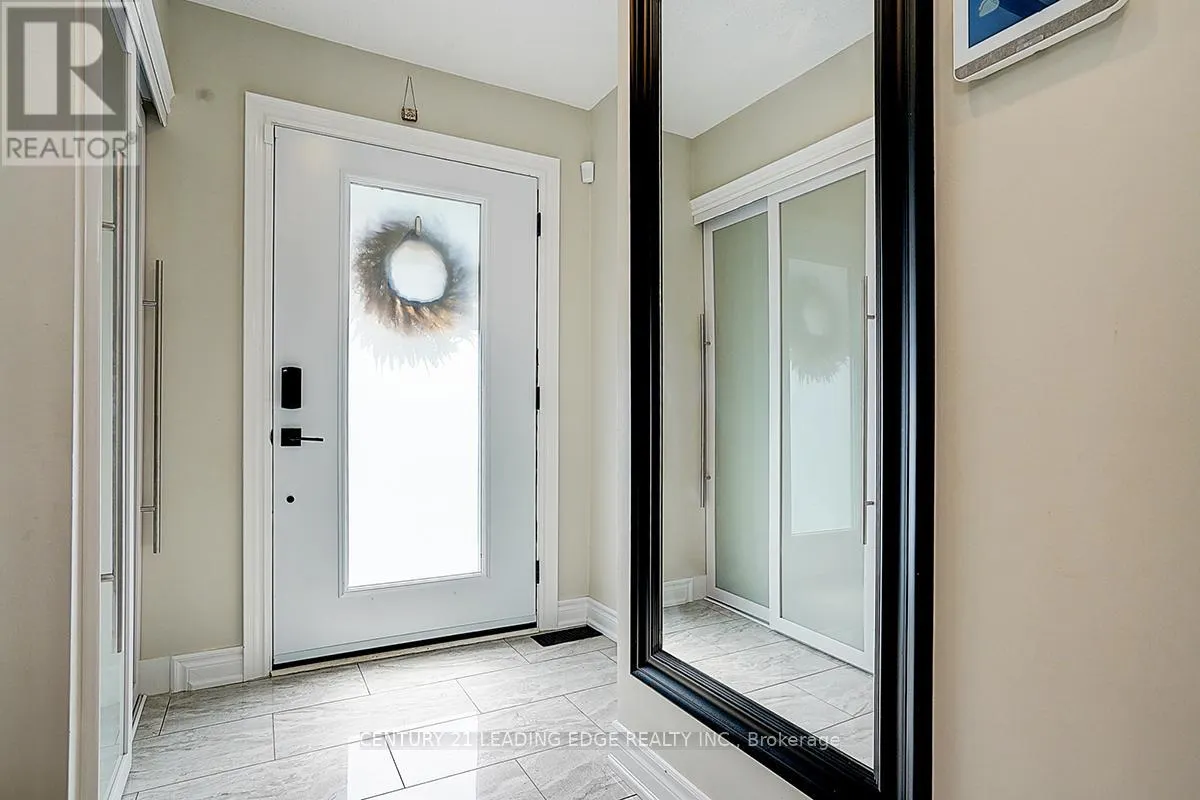 6 FREELAND AVENUE