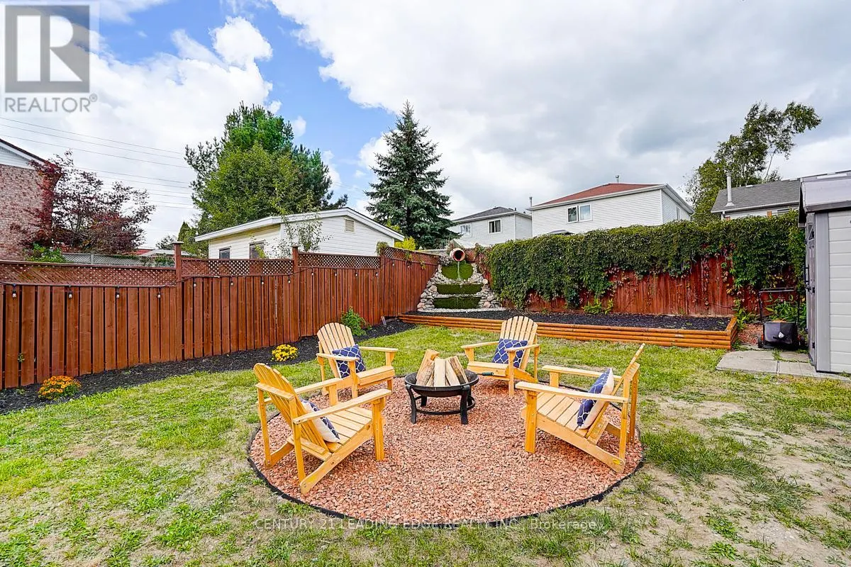 6 FREELAND AVENUE
