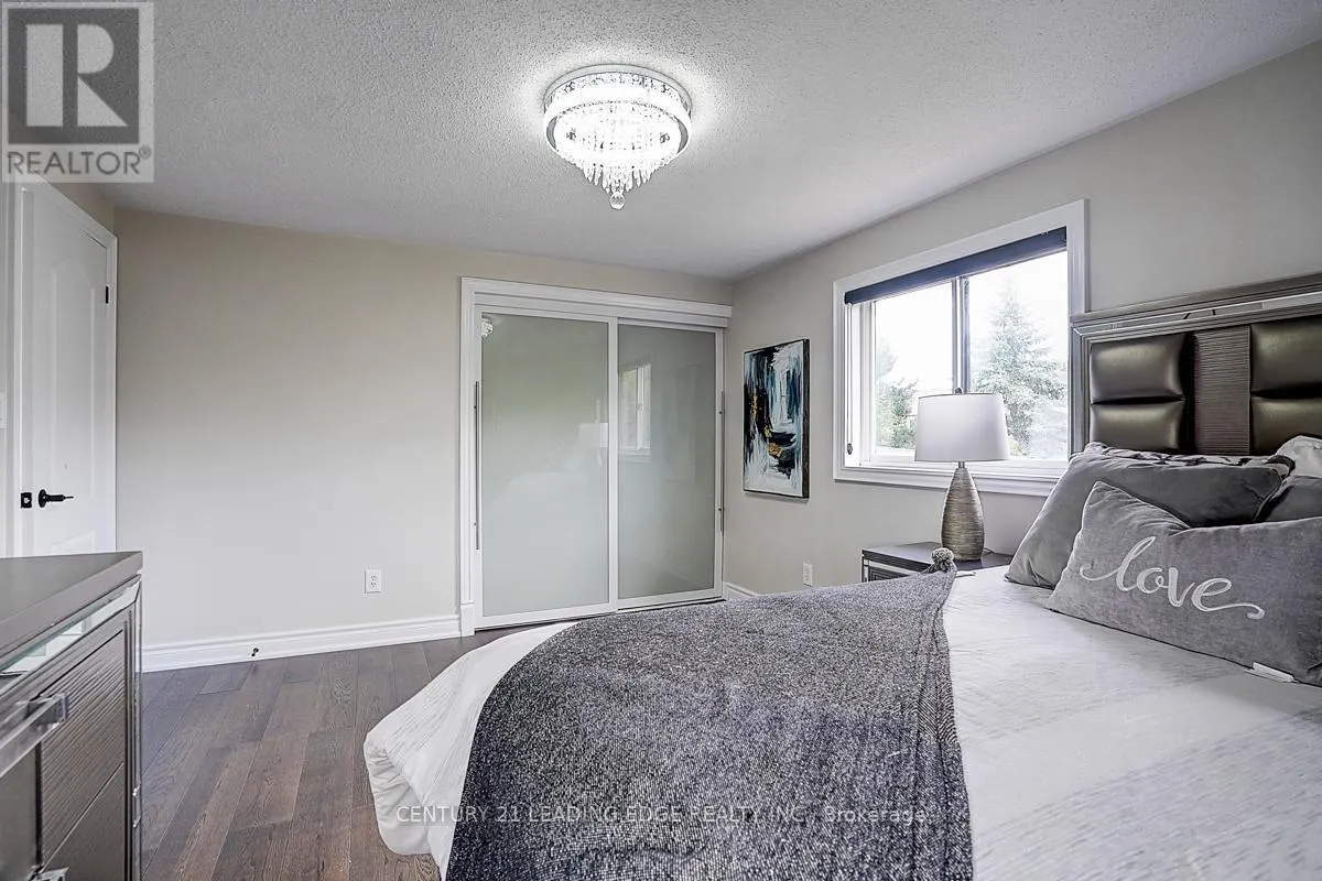 6 FREELAND AVENUE