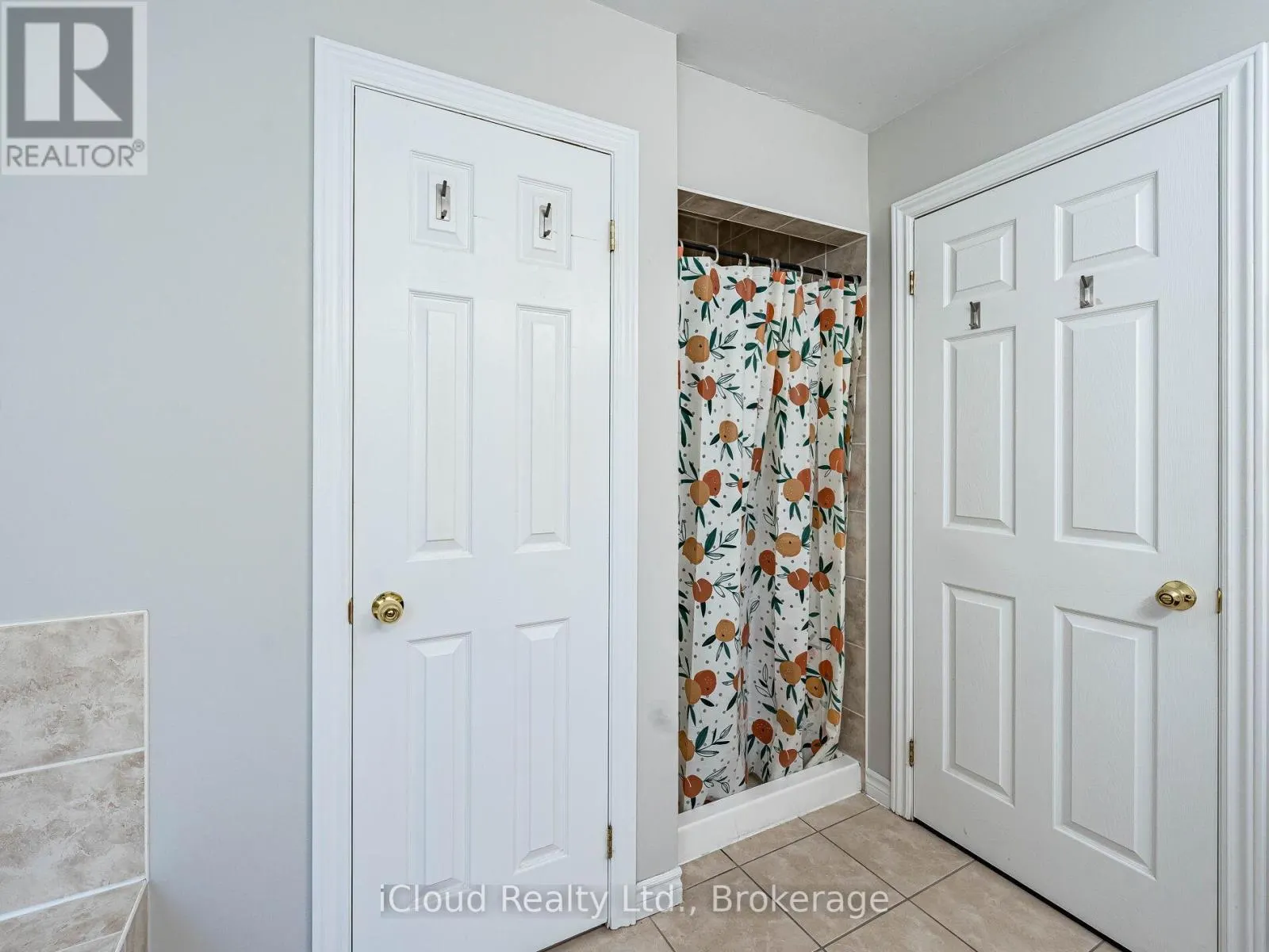 634 OXBOW CRESCENT