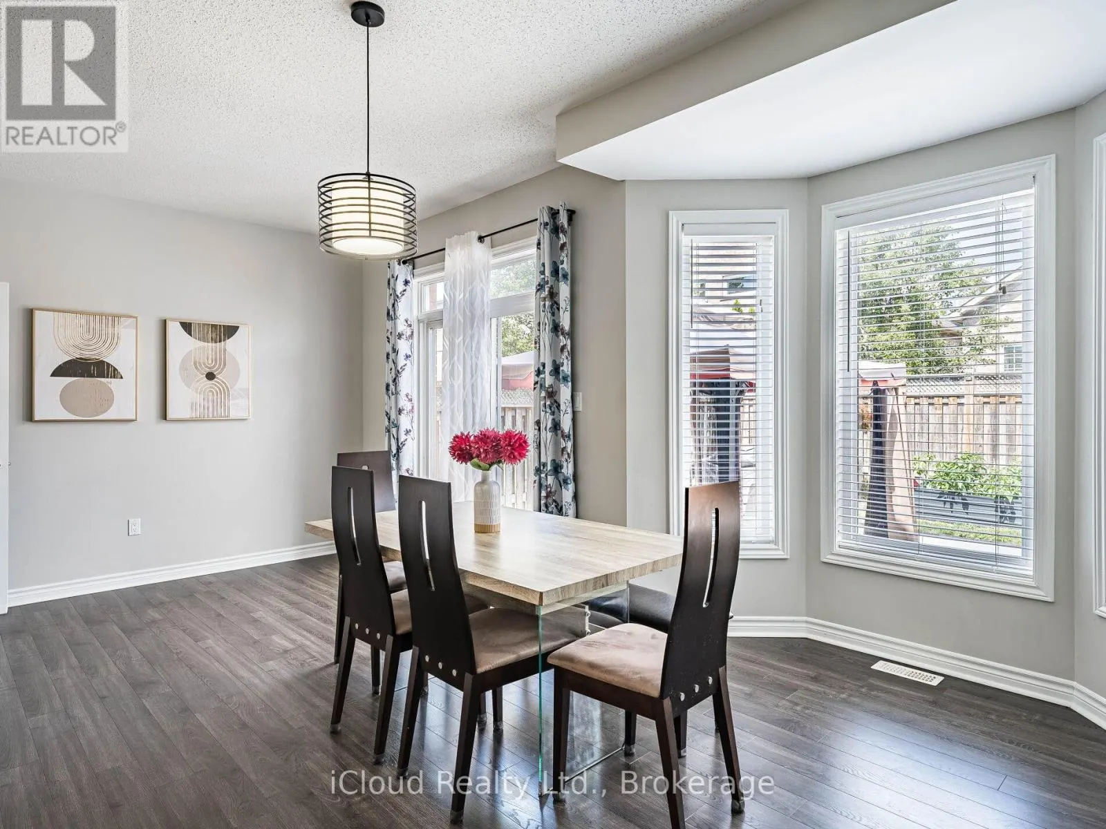 634 OXBOW CRESCENT